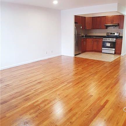 3rd image of 147 28th Ave #1A