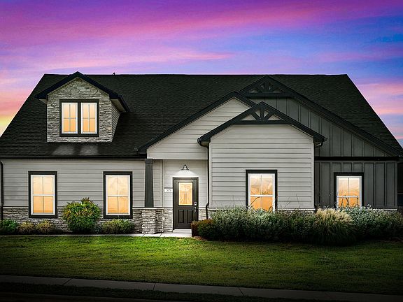 2nd image of 305 Piedmont Pl