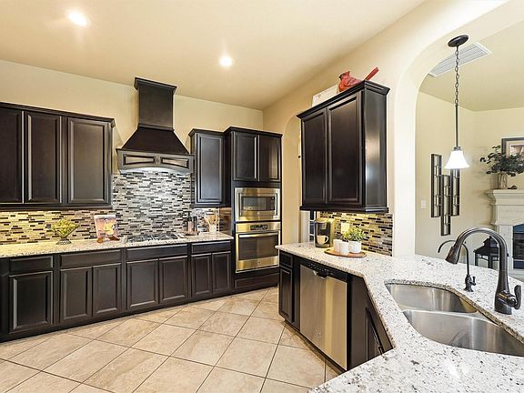 4th image of 16707 Lavon Lake Ln