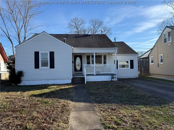 2014 Benedict Cir, Saint Albans, WV 25177