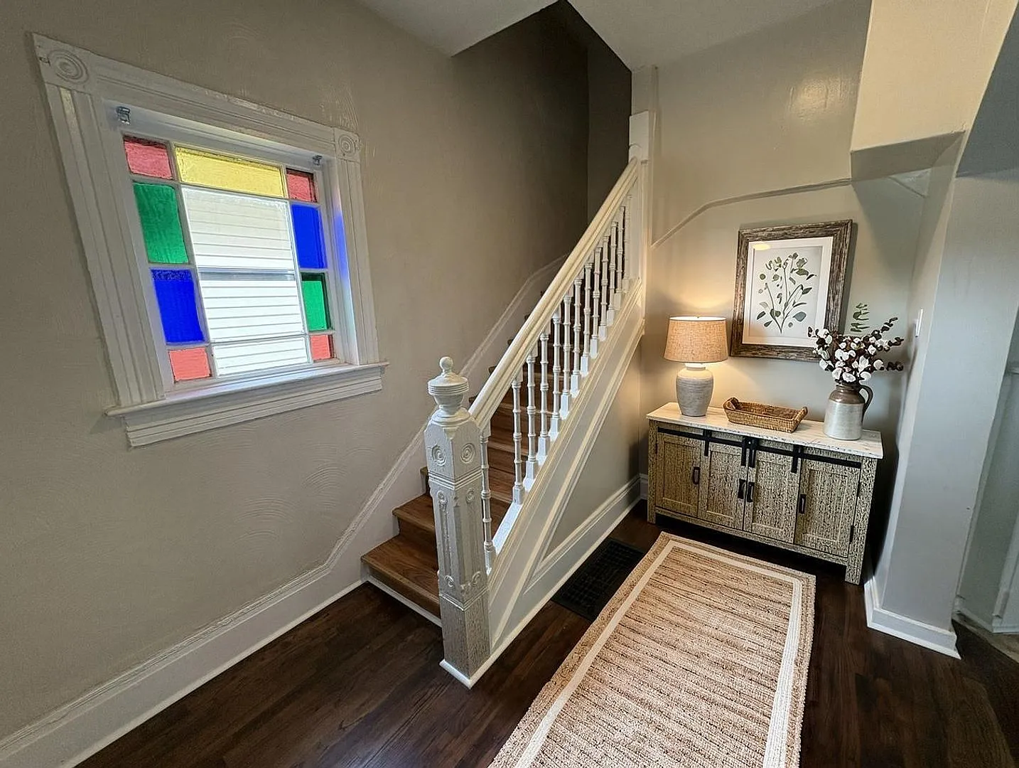 Updated 4 bed 1.5 Bath in Omaha — Photo 2