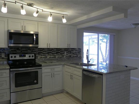 5th image of 3423 Trask Dr