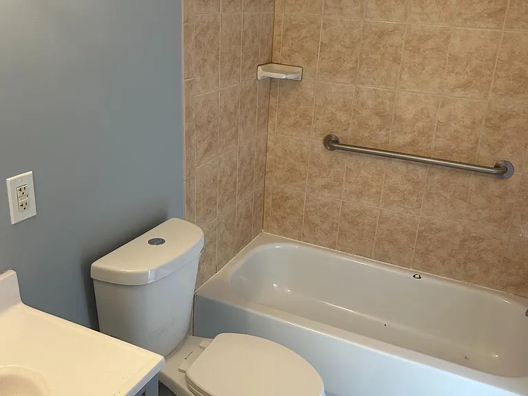 1169 Morse St NE — Photo 6
