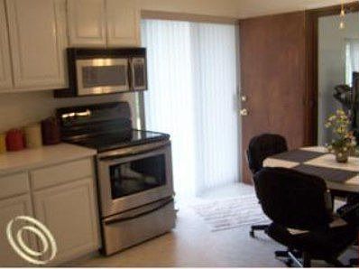 3rd image of 210 Manor Park Dr