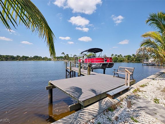 5th image of 2213 River Pine Dr