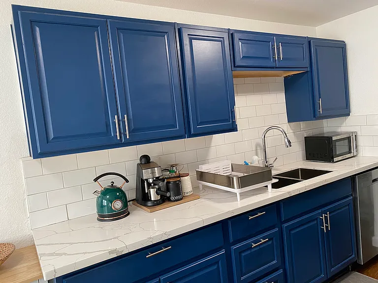 15210 Macadam Rd S #210 — Photo 3