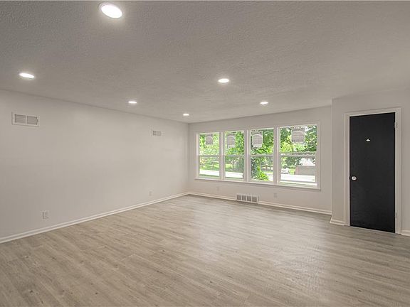 5th image of 7710 E Gregory Blvd