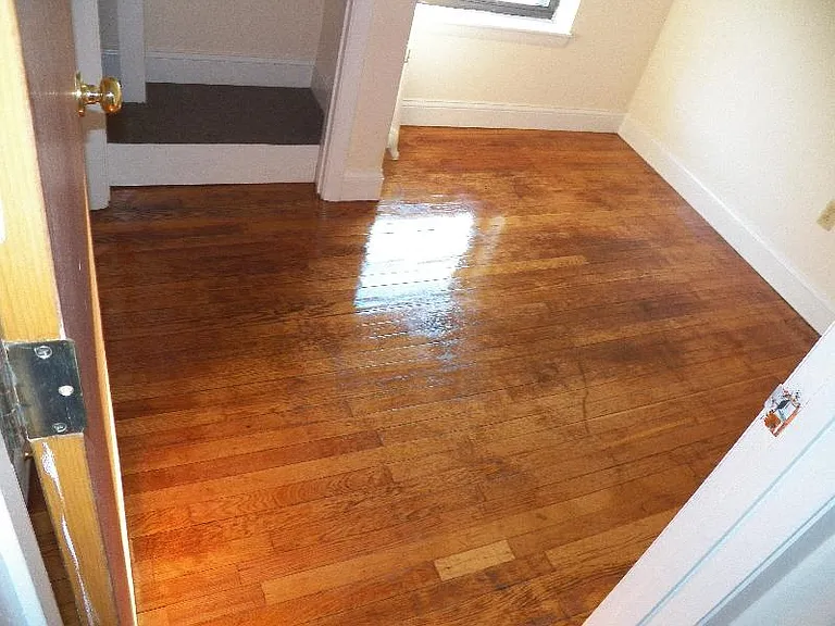 683 Washington St #5 — Photo 15