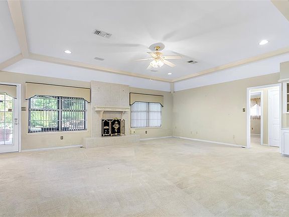 5th image of 3915 Bolivia Drive