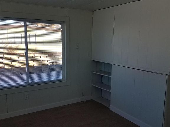 3rd image of 875 Eve Dr #875