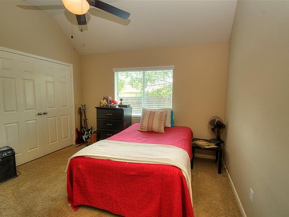 3rd image of 30810 W Lost Creek Blvd