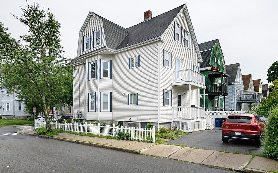2nd image of 58 Pearson Ave