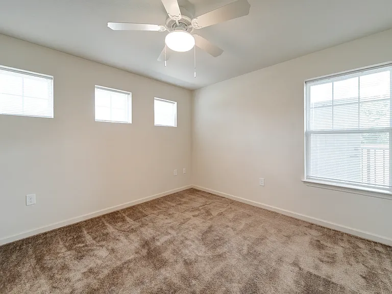 The Hub on Harris Apartment Homes — Photo 8
