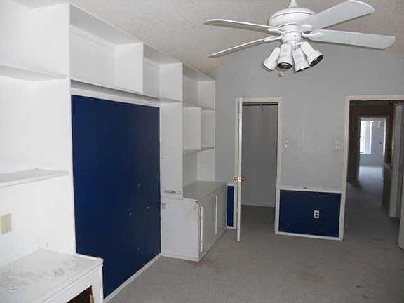 5th image of 805 Fairlawn St