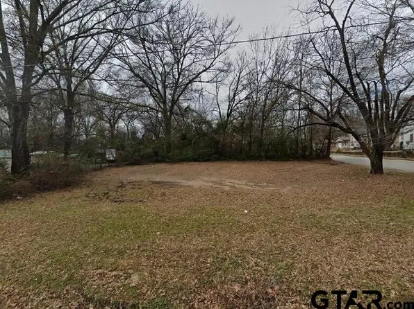 220 N Confederate Ave, Tyler, TX 75702