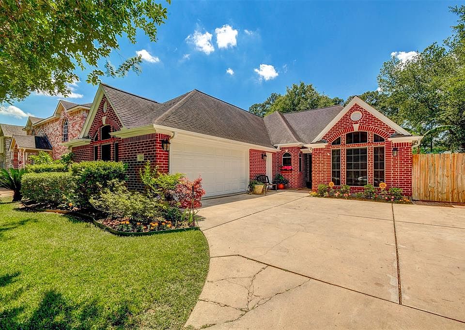 1st image of 12527 Lusterleaf Dr