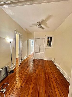 3rd image of 254 6th Ave #1