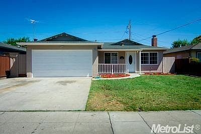 2nd image of 485 Serenade Way