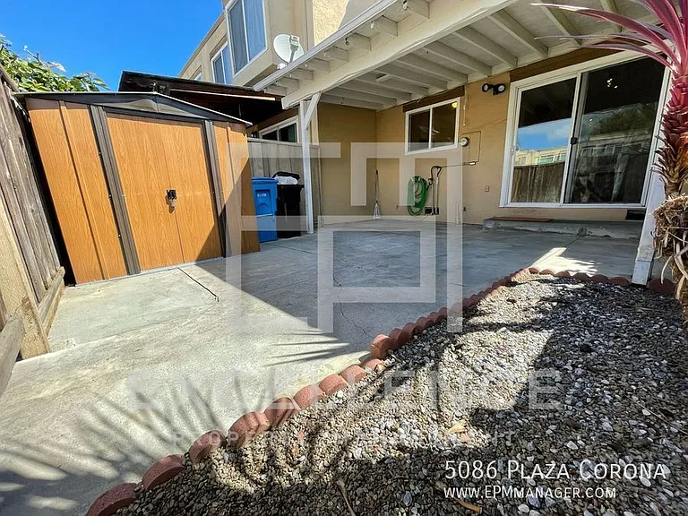 5086 Plaza Corona — Photo 13