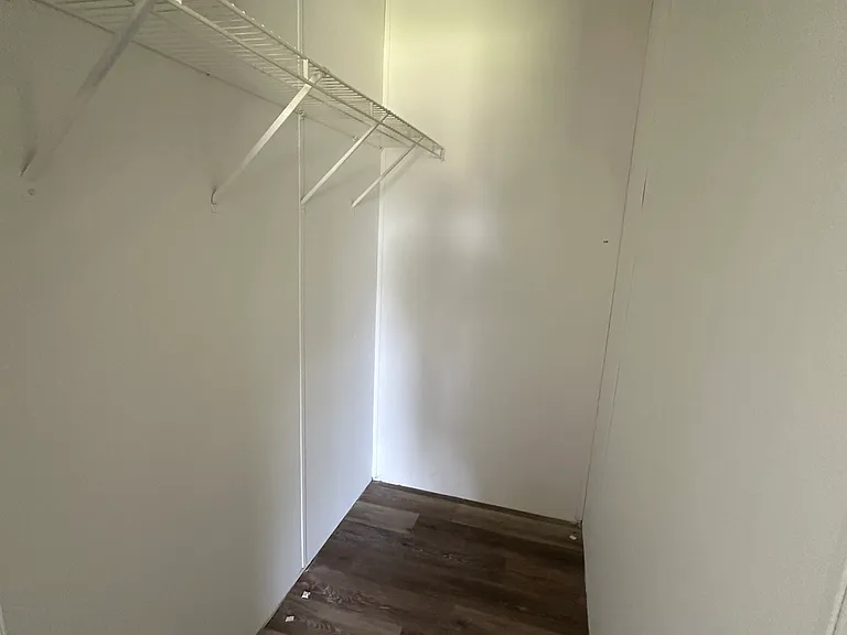 127 Owens Ln — Photo 16