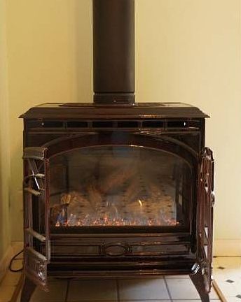 Comfy Propane Fireplace i