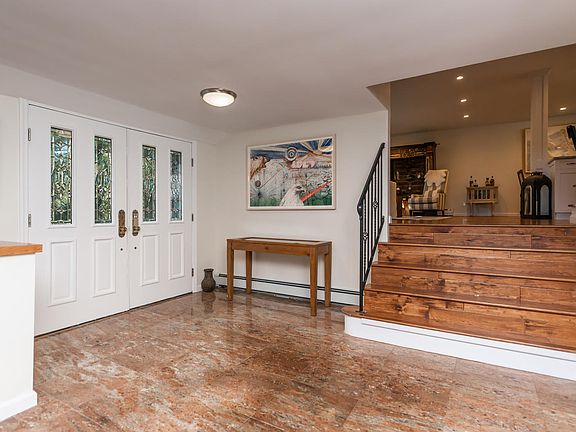 2nd image of 6535 Northern Blvd