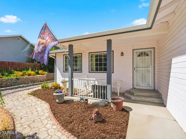 403 Apple Way, Selah, WA 98942