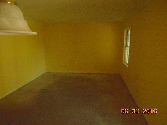 2nd image of 269 E Clay St