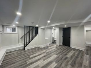 554 Cannon St E #3, Hamilton, ON L8L2G3