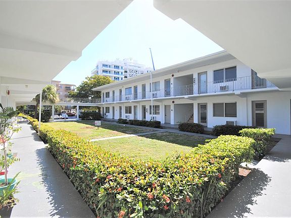 3rd image of 9270 E Bay Harbor Dr APT 8B