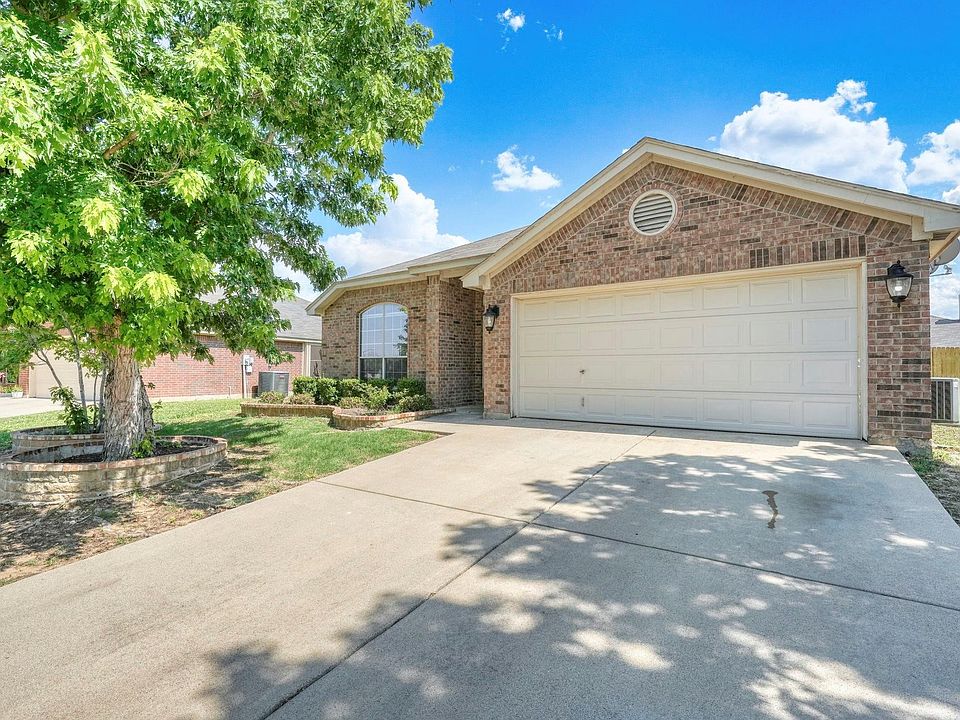 1st image of 617 Creek Point Dr