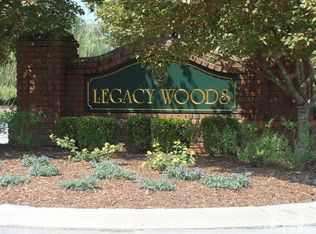 202 Legacy Woods Dr, Wallace, NC 28466