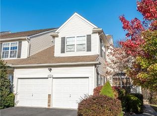 151 Willow Dr, Easton, PA 18045