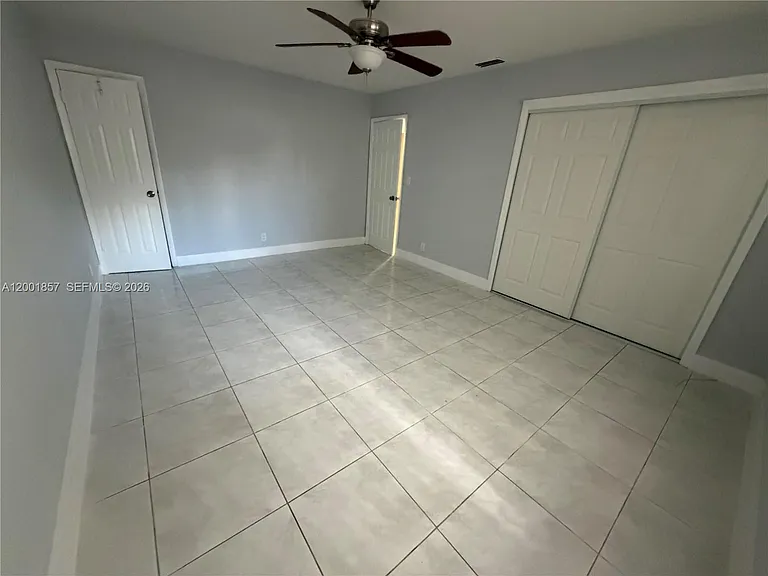 6316 Lincoln St #6316 — Photo 16