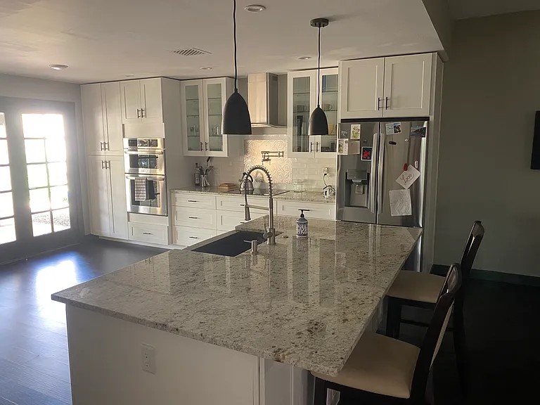4009 E Dahlia Dr — Photo 5
