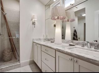 5514 Fontainebleau Dr, New Orleans, LA 70125