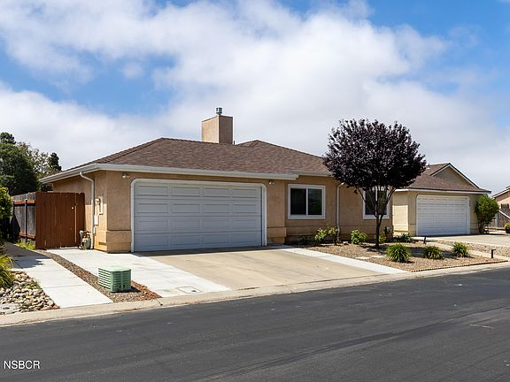 3rd image of 504 Washington Cir