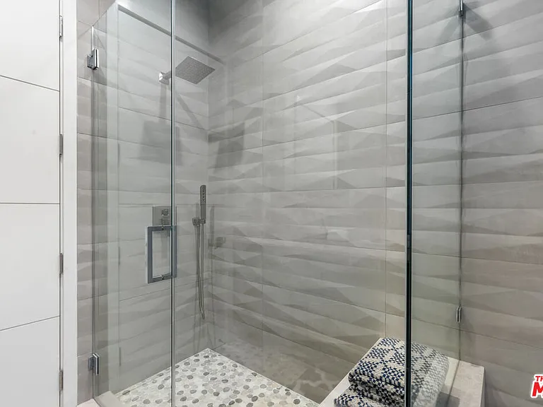 10563 Ashton Ave #1 — Photo 27