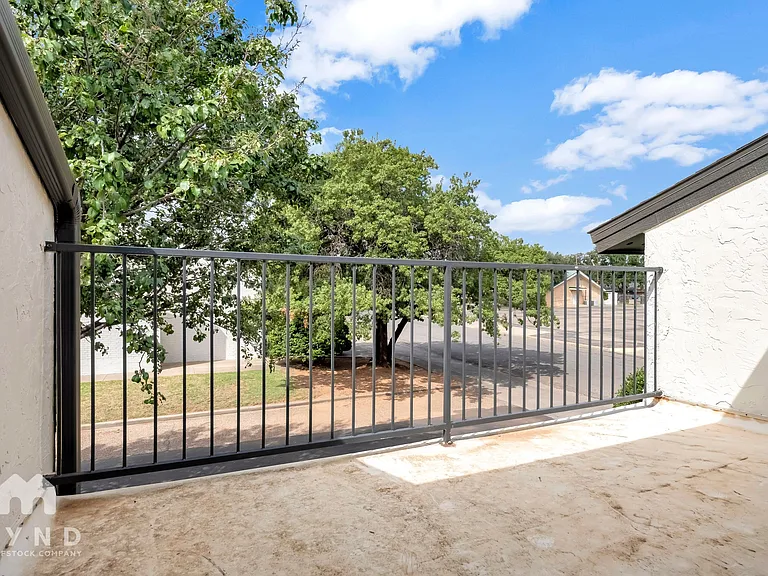 Del Estrado Townhomes — Photo 106