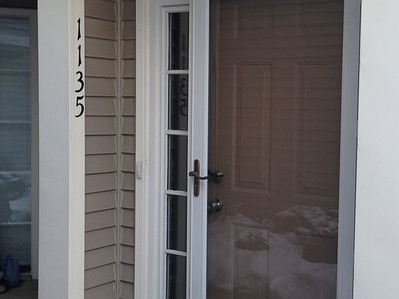 2nd image of 1135 E Wilson Ave