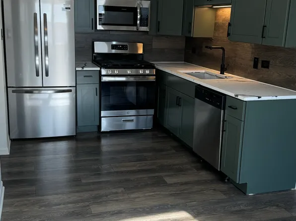 652 Chappel Ave APT 3N, Calumet City, IL 60409