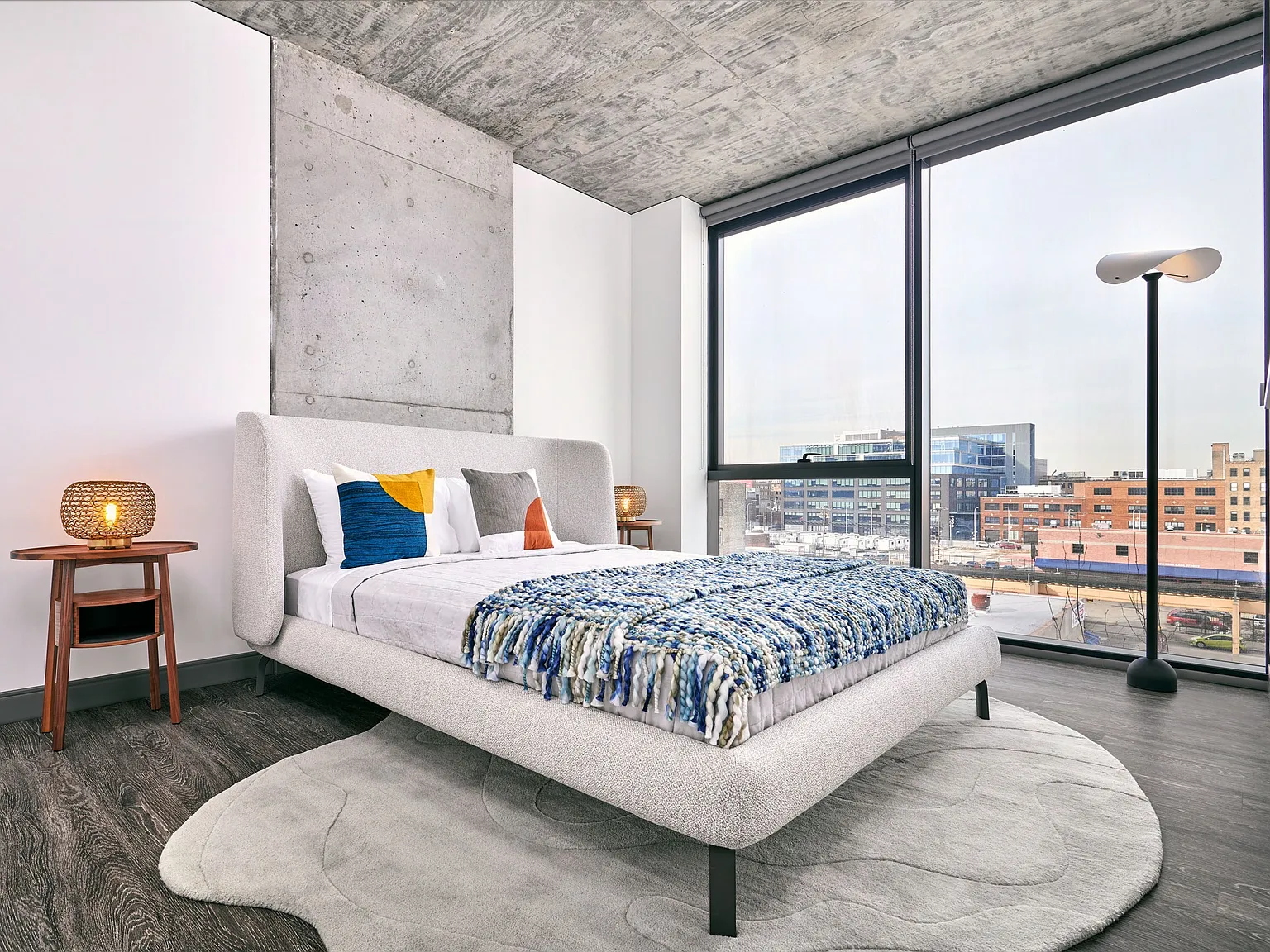 1 bed, 660 sqft, $2,688 — Photo 4