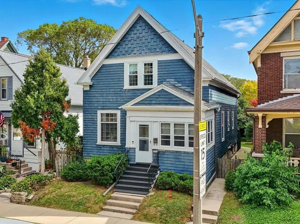 2562 North Weil STREET, Milwaukee, WI 53212