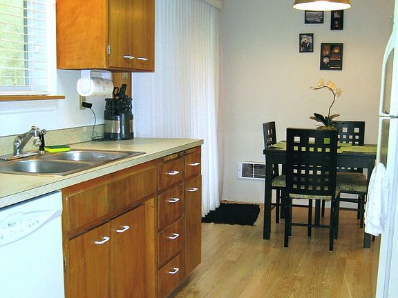 Spacious Kitchen