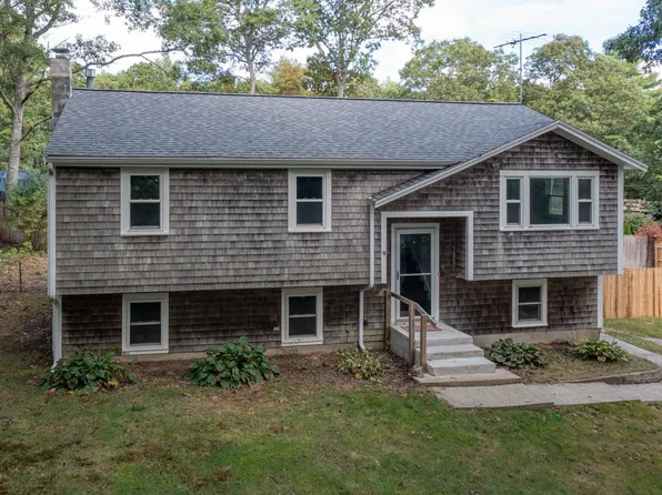 19 Dollins Road, Pocasset, MA 02559