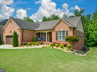 4332 Chesterfield Ct, Buford, GA 30518