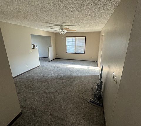 5th image of 1510B Bishop Dr #B