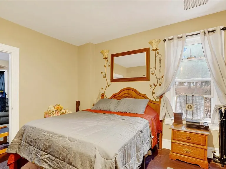 414 Park St #2 — Photo 10