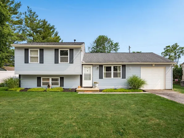 6699 Elm Park Dr, Galloway, OH 43119