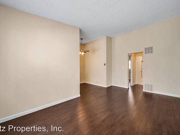 3rd image of 841 Lincoln Blvd APT G
